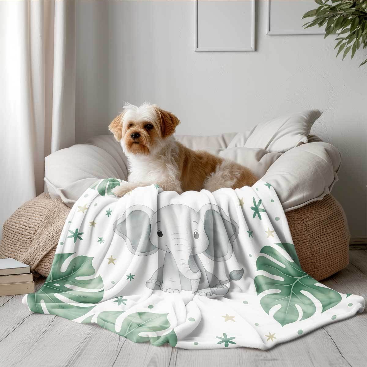 Cute Elephant and Monstera Lea - Baby Nursery Elephant Theme 评论和价格