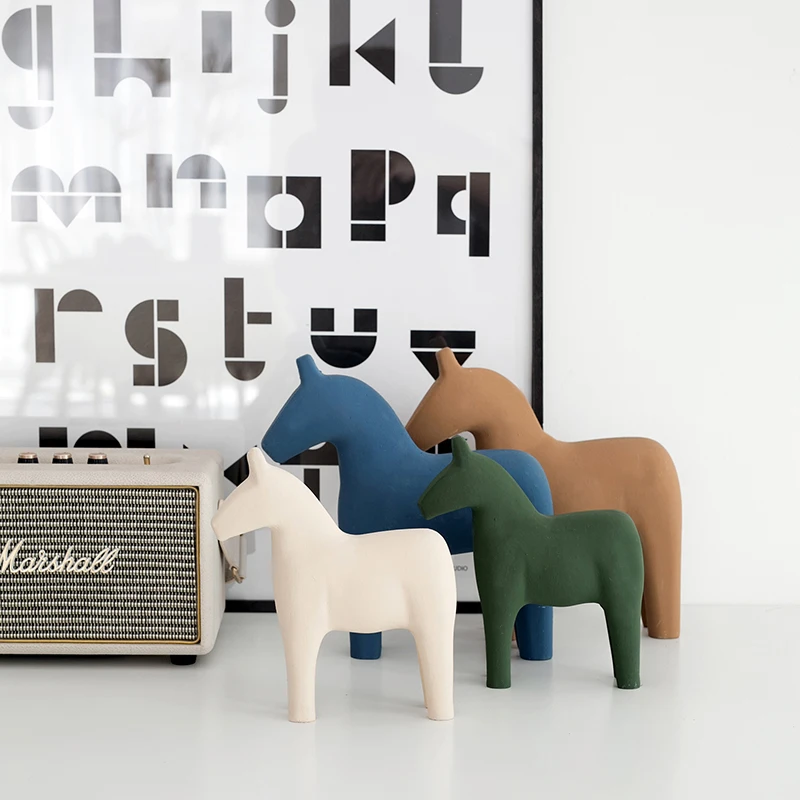 Nordic Wooden Horse Ornaments  - Baby Nursery Table 评论和价格
