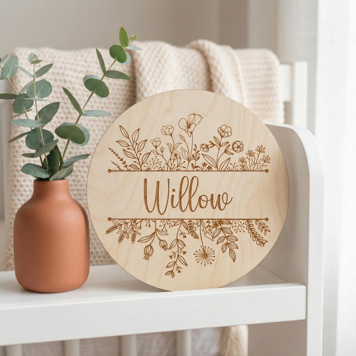 Personalized Floral Round Wood - Baby Nursery Wall 评论和价格