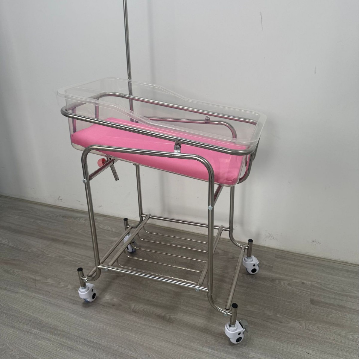 Stainless Steel Baby Bassinet  - Baby Nursery Cart 评论和价格
